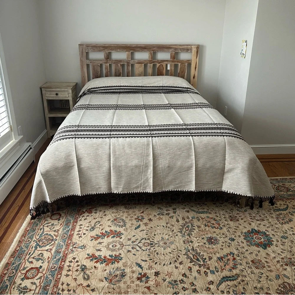 Hand Loom  Queen Size Cotton Bedspread.